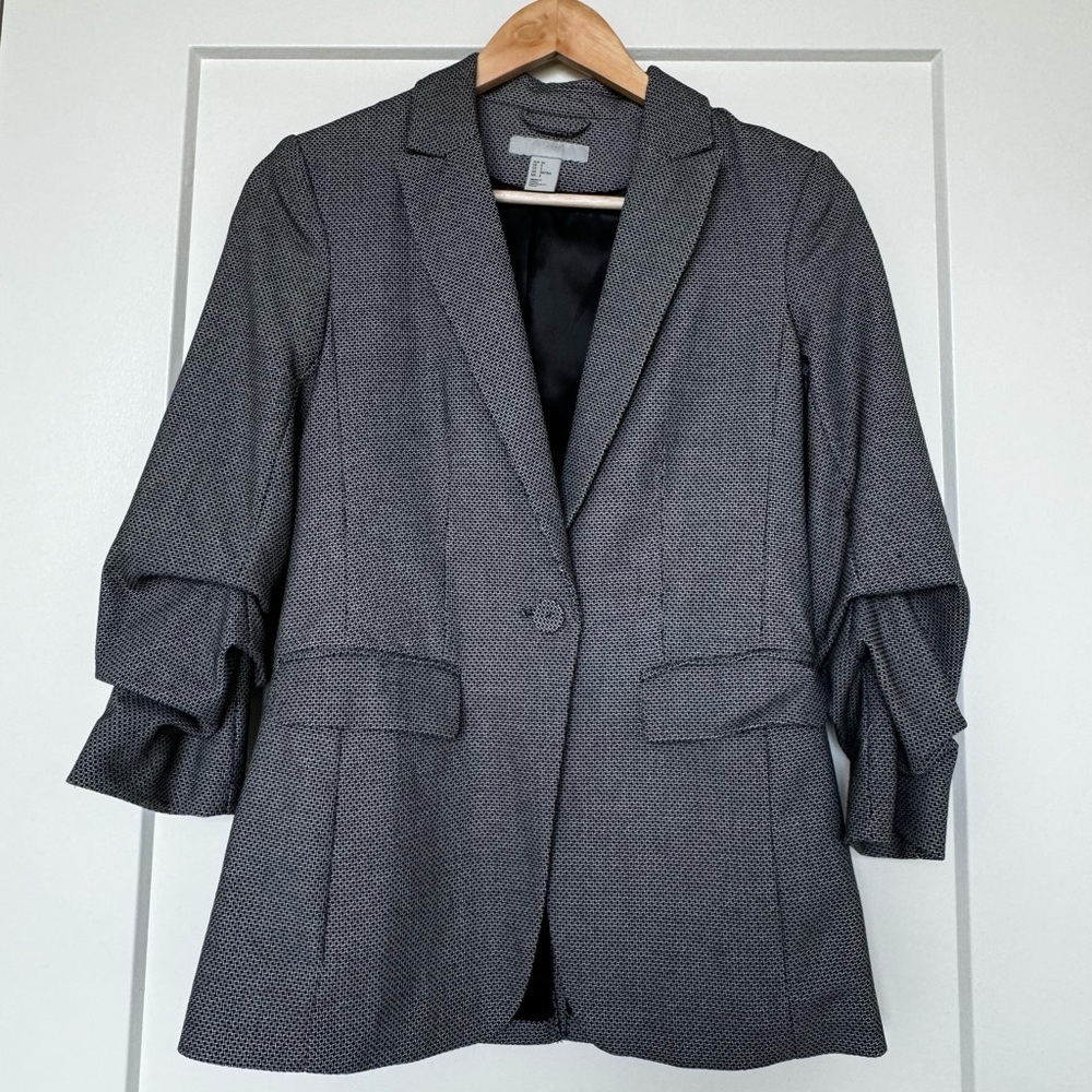 **LIKE NEW** H&M Black White Houndstooth Pattern Ruched Sleeve Blazer Size 2